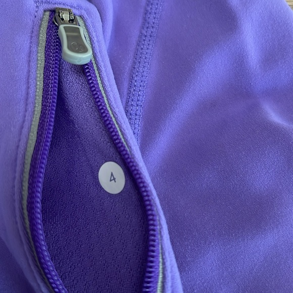 Lululemon Run Alpine Pullover Hoodie in Power
Purple Size 4 - Picture 6 of 6